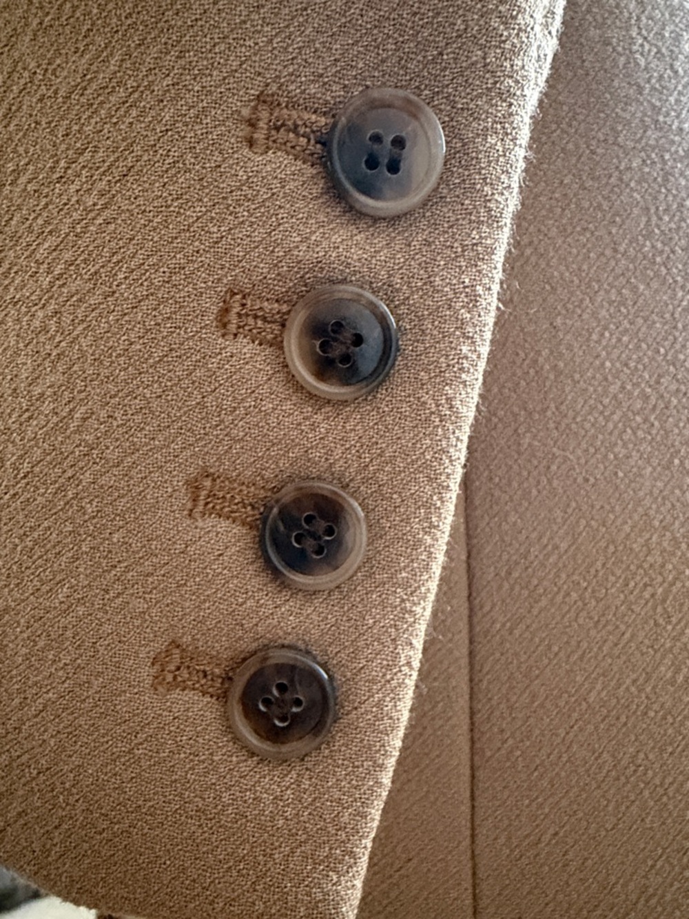 Tailored Camel Single-Breasted Trench Coat - Picture 5 of 13